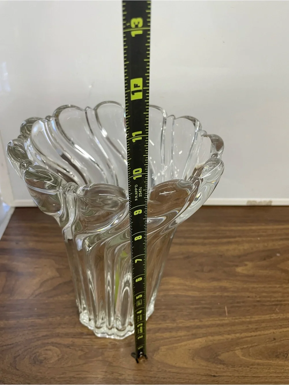 Mikasa Peppermint Clear Glass Vase 8